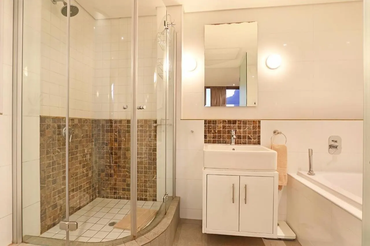 Afribode'S Cartwright Apartments Cape Town